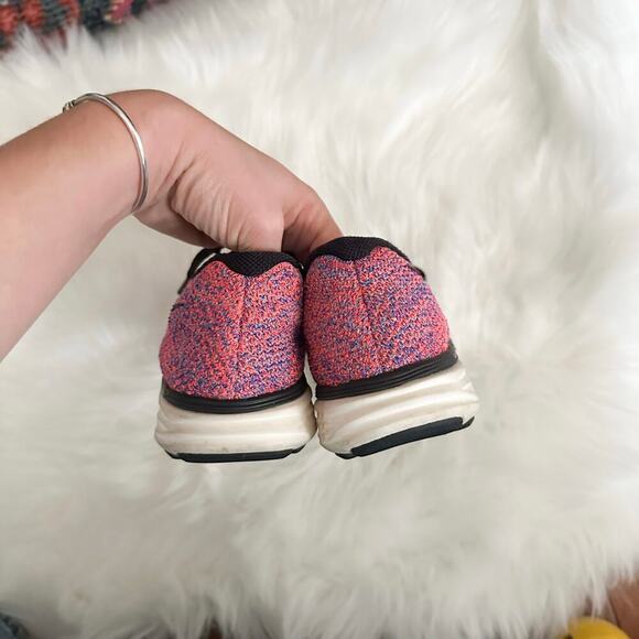 Nike Flyknit Lunar 3 Running Shoes Pink & Black - Picture 6 of 7